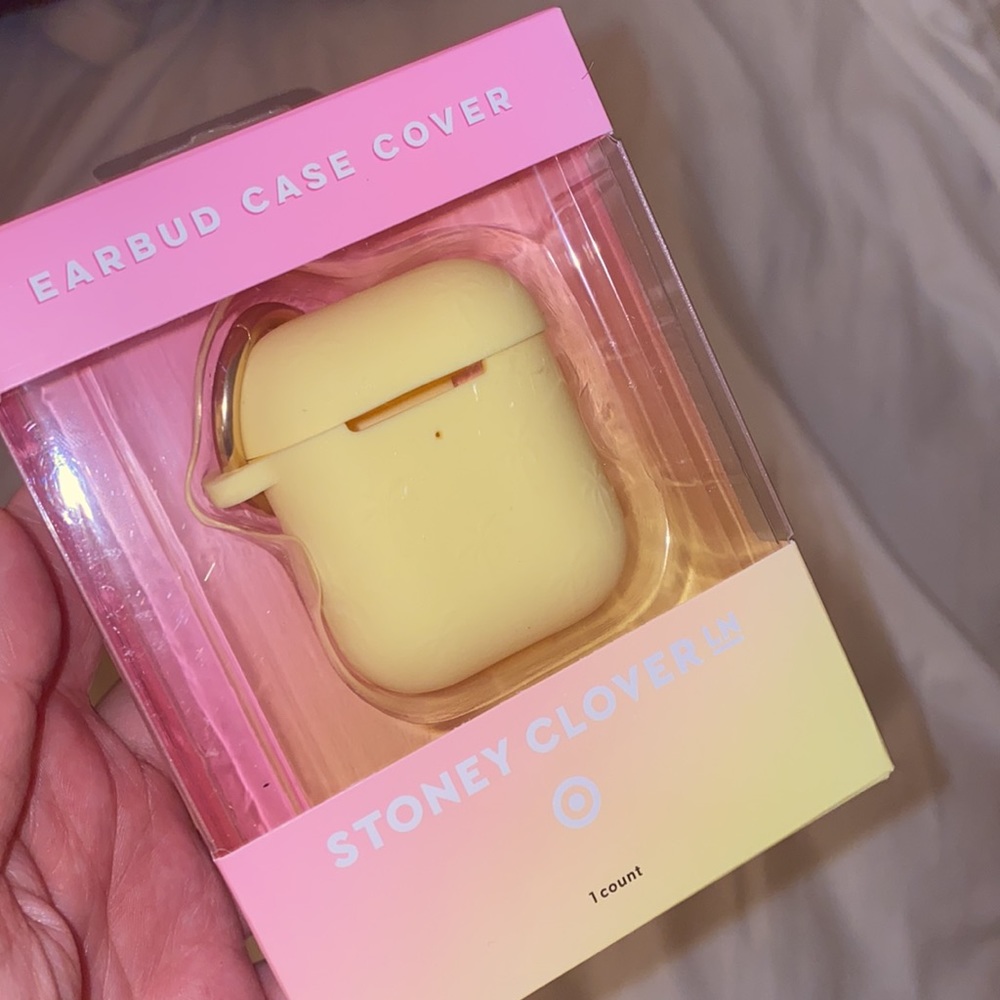 NWT Stoney Clover Lane x Target Palm Tree Air Pod Case